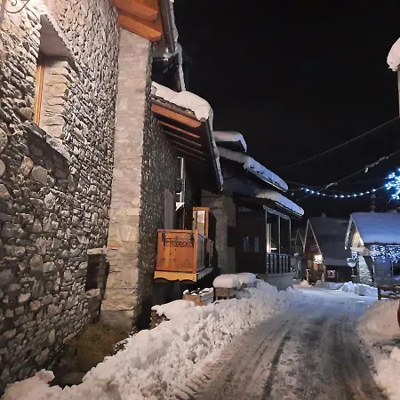 Con Taverna Nel Paese Di Lägenhet